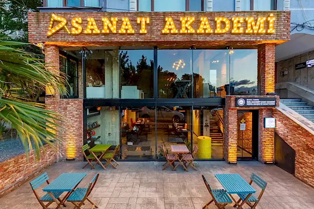 Bale Akademi 43